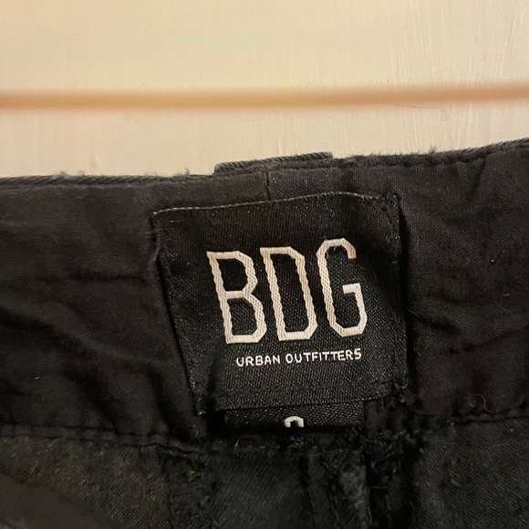 BDG Ella High-Waisted Chino Pant - Black - Picture 4 of 6